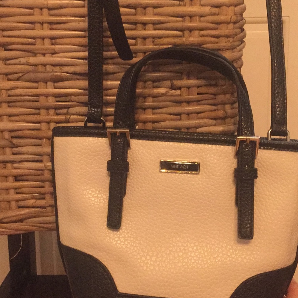 NWOT Nine West Crossbody Bag